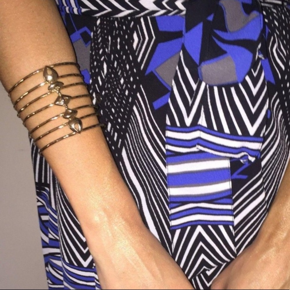 Stella & Dot | Exotic Gold Fishbone Cage Power Cuff Bracelet - Picture 9 of 12